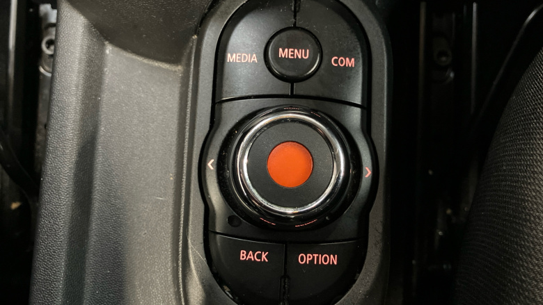 MINI Hatchback 1.5 Cooper Classic II 3dr Petrol Hatchback